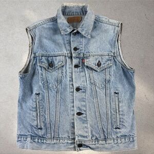 Vintage Levi's Denim Vest 42R Fits Men's Medium USA Light Wash Trucker
